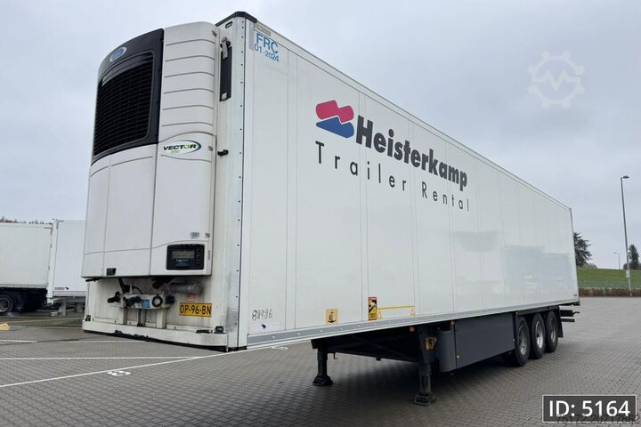 Refrigerated/frozen transport Schmitz Cargobull SKO 24 / Disk brakes / Carrier Vector 1550 / Pa...