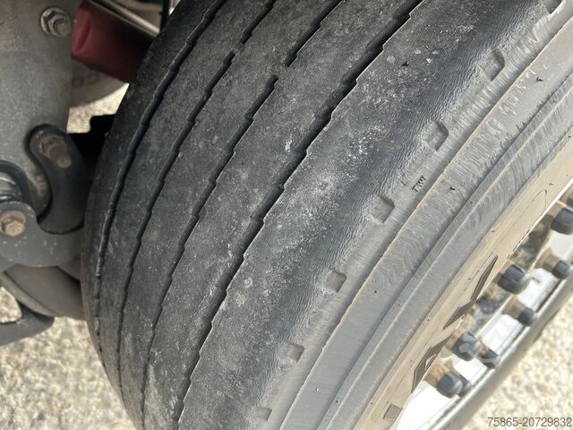 čemodāns Schmitz Cargobull SCB S3B / Box Trailer / 2x Liftaxle / APK TUV 0...