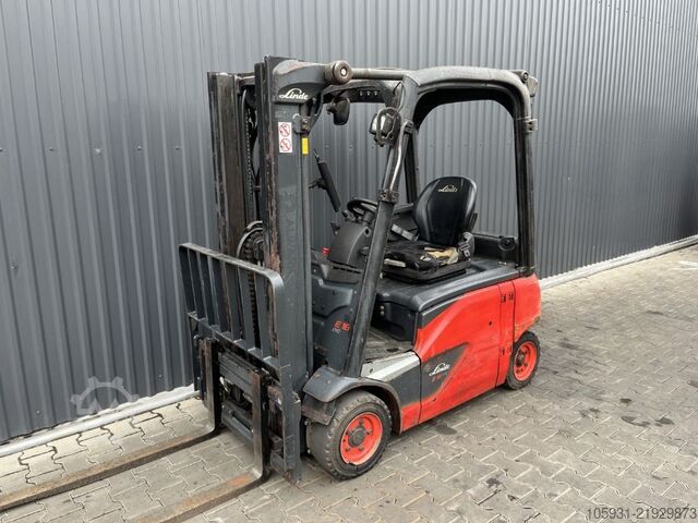 Elektrisk 4 -hjulig gaffeltruck Linde E16P-02