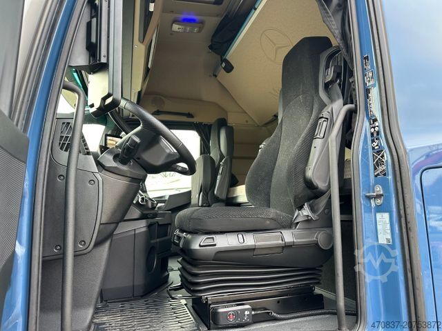 Standardowy ciągnik siodłowy MERCEDES-BENZ Actros 1845 / BigSpace / Retarder