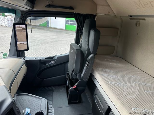 Standardni vlačilec MERCEDES-BENZ Actros 1845 / BigSpace / Retarder