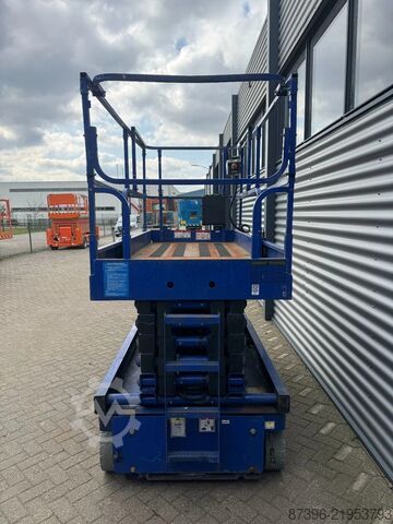 رفع المقص Haulotte Compact 14 Hoogwerker Schaarhoogwerker