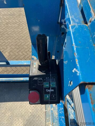 Angkat gunting Genie GS2669DC Hoogwerker Schaarhoogwerker
