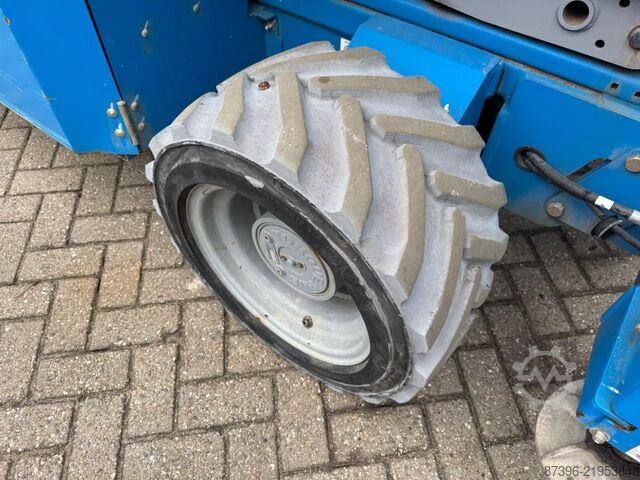 Angkat gunting Genie GS3369DC Hoogwerker Schaarhoogwerker