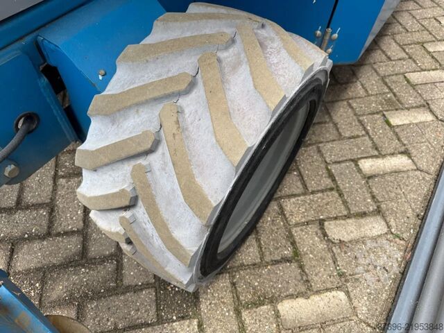 Angkat gunting Genie GS3369DC Hoogwerker Schaarhoogwerker