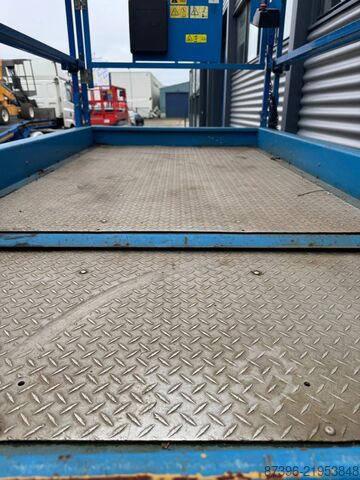 Angkat gunting Genie GS3369DC Hoogwerker Schaarhoogwerker