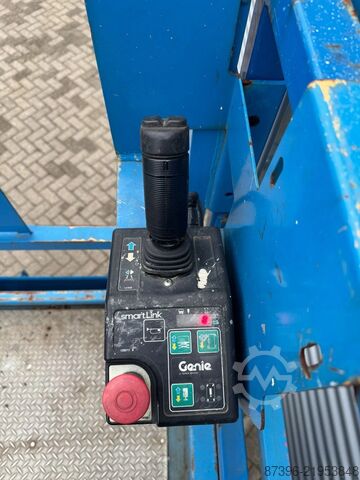 Angkat gunting Genie GS3369DC Hoogwerker Schaarhoogwerker