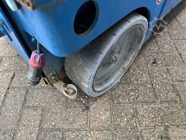 رفع المقص Haulotte Compact 14 Hoogwerker Schaarhoogwerker