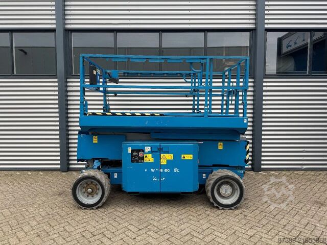 Angkat gunting Genie GS2669DC Hoogwerker Schaarhoogwerker