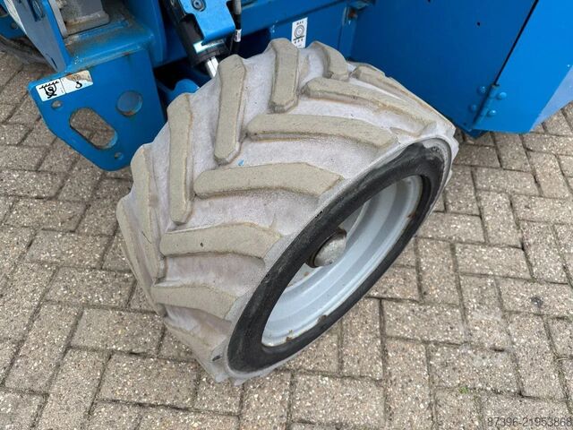 Angkat gunting Genie GS2669DC Hoogwerker Schaarhoogwerker