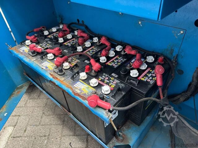 Angkat gunting Genie GS2669DC Hoogwerker Schaarhoogwerker