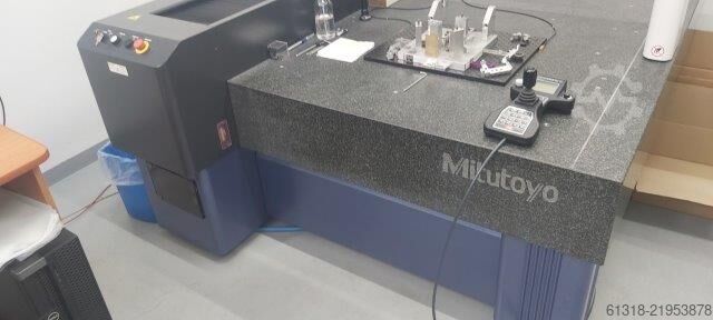 آلة قياس إحداثيات Mirutoyo CRYSTA-Apex EX 9166T