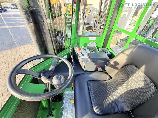 Chariot élévateur multidirectionnel Combilift C4000 GAS TRIPLEX 6900 FREE-LIFT CABIN