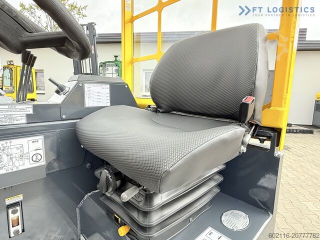 Carretilla retráctil de 4 vías Combilift CB4000 TRIPLEX 5200 FREE-LIFT POSITIONER