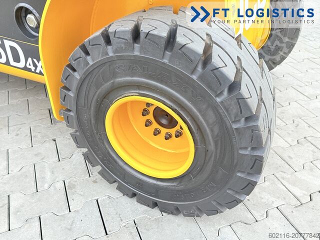 Cargadora telescópica JCB TLT 35D 4X4 CABIN POSITIONER NEW TIRES