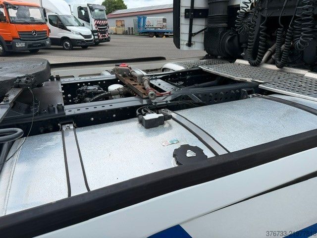 স্ট্যান্ডার্ড ট্রাক্টর ইউনিট IVECO S-Way AS440S51T/FP Intarder ¤6D Schubbodenhydr.