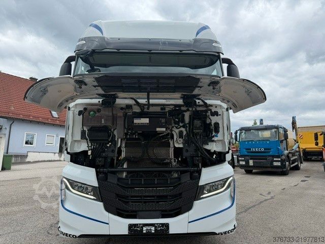 স্ট্যান্ডার্ড ট্রাক্টর ইউনিট IVECO S-Way AS440S51T/FP Intarder ¤6D Schubbodenhydr.
