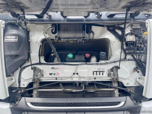 Standard-SZM DAF XF 460 MANUAL, ADR, FRIGO