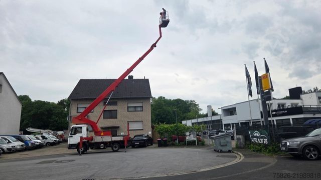 Plataforma elevadora sobre camión MAN TGL 8.180 Bison Palfinger TKA 28 M Hubsteiger