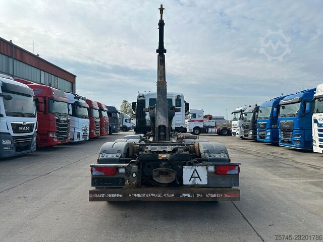 ロールオフコンテナトラック MAN TGS 26.470 * HYVA * ACC * LENK-LIFT * 6X2 * TÜV