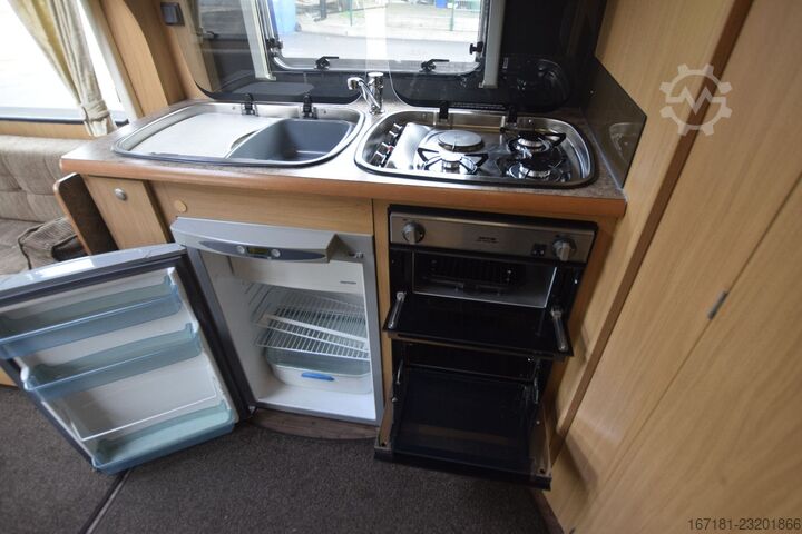 Caravana  Elddis Odyssey 462 mit Mover und Vorzelt