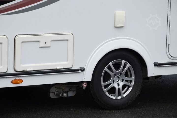 Caravana  Elddis Odyssey 462 mit Mover und Vorzelt