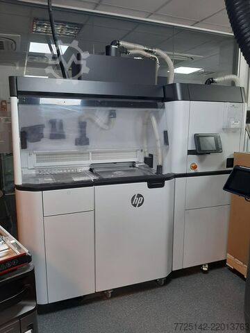 3D štampač HP Jet Fusion 3D 4200