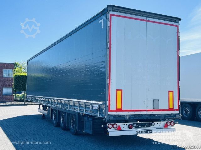 带篷布的开放式半挂车 Schmitz Cargobull Curtainsider Mega Getränke