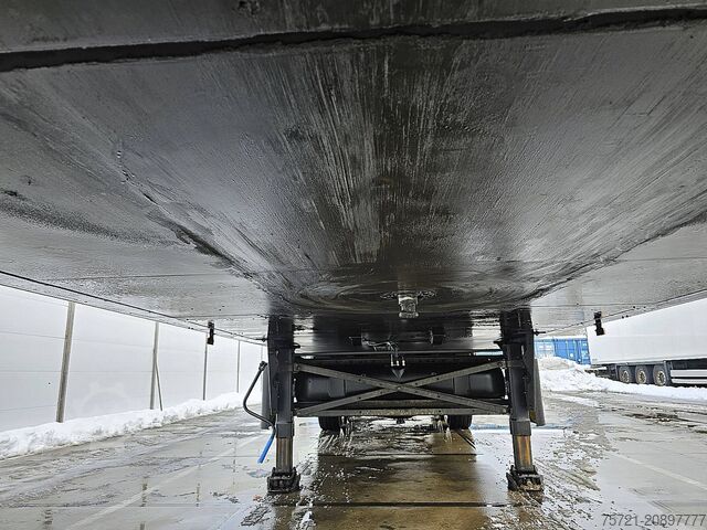 Транспортиране в хладилник/замразено SCHMITZ SKO 24