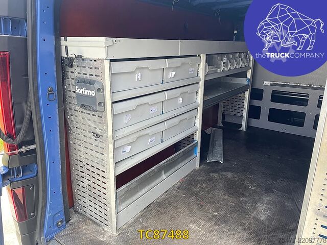 กระเป๋าเดินทาง Renault Trafic