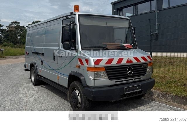 バキュームタンクローリー MERCEDES-BENZ Vario 818 D - Müller