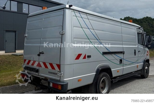 バキュームタンクローリー MERCEDES-BENZ Vario 818 D - Müller