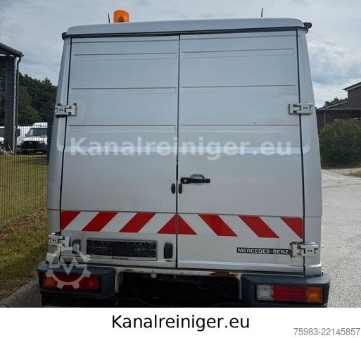 バキュームタンクローリー MERCEDES-BENZ Vario 818 D - Müller