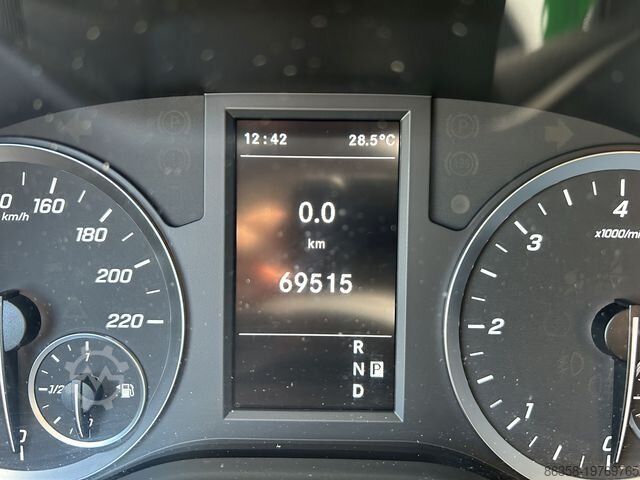 Furgon blaszak MERCEDES-BENZ Vito 114 CDI KA PRO kurz Kamera Navi Sitzhzg. ..