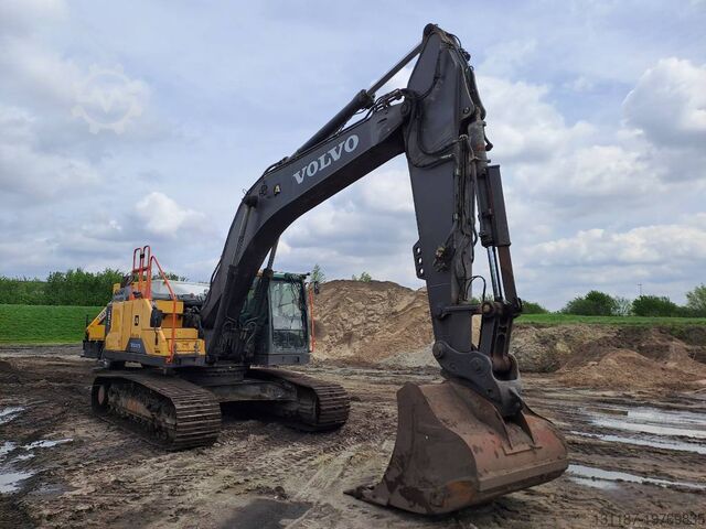 Gosenični bager Volvo EC 300 EL