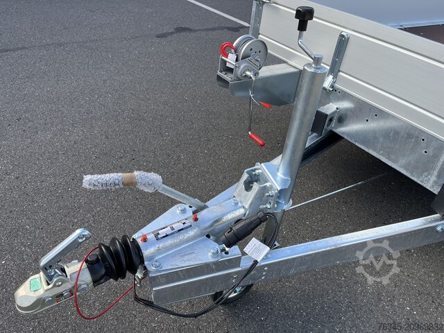 Autotransporter Anhänger Temared CARKEEPER 4021/2 2,7 to. mit Bordwänden