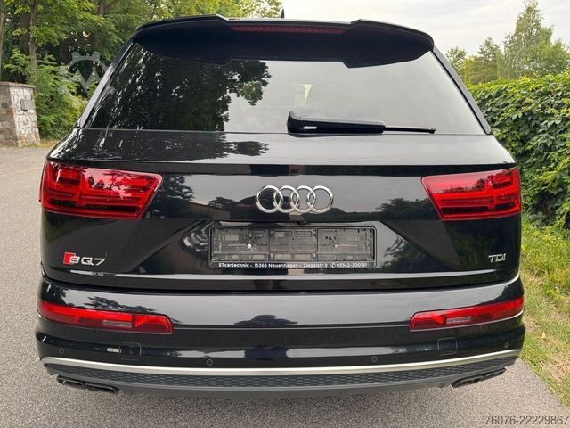 Pick-up AUDI SQ7 4.0 TDI quattro tiptronic