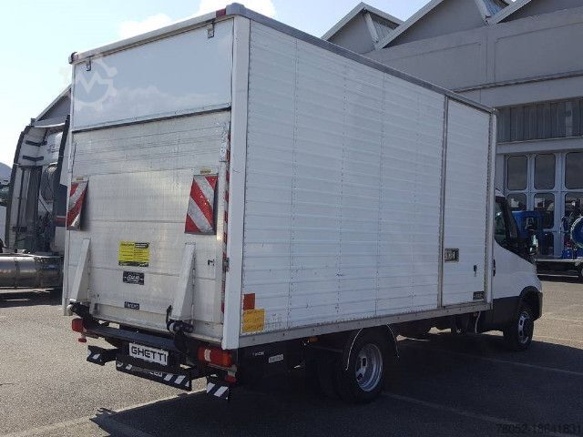 Dubă cu caroserie tip cutie IVECO 35C14