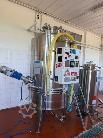 Werk II Fillmaster R18 İzobarik Dolum ve Kapaklama Makinesi (2023) Werk II Isobaric Filler Capper