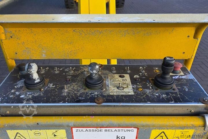 Τηλεσκοπική πλατφόρμα Genie S85 As-Is, Diesel, 4x4 Drive, 27.7m Working Height