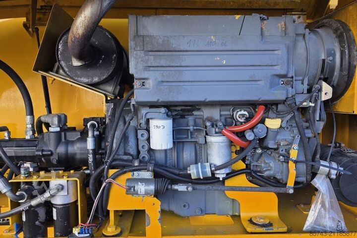 Τηλεσκοπική πλατφόρμα Genie S85 As-Is, Diesel, 4x4 Drive, 27.7m Working Height