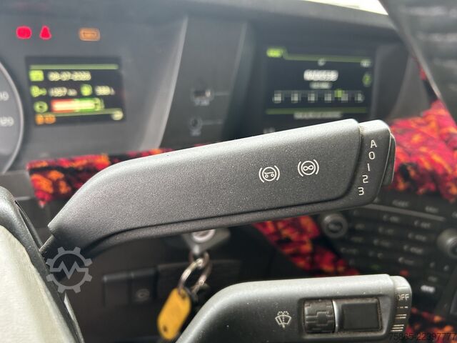 نظام ذراع الخطاف Volvo FH 500 Globetrotter 8x2 Tridem / VDL Hook 25 To...