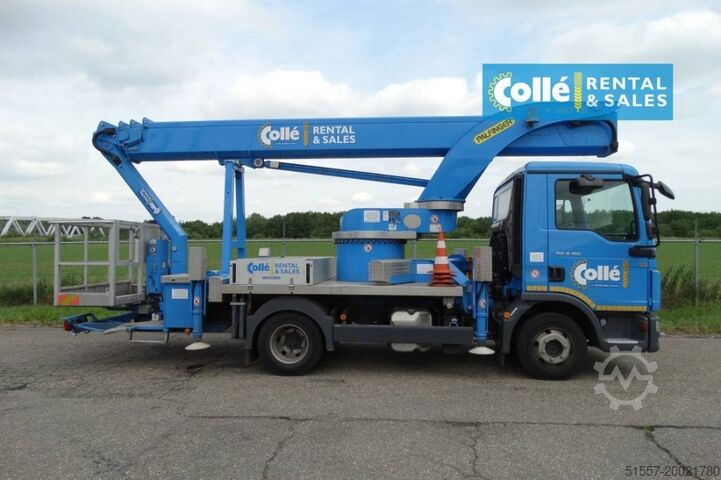 Piattaforma montata su camion Palfinger P 300 KS | 2015