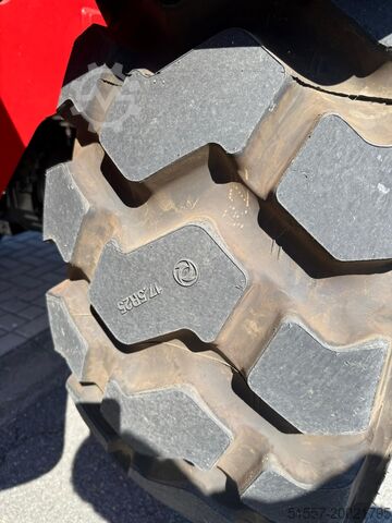 Manipulator telescopic Manitou MHT 10135 | 2023 Comparable to Merlo 12