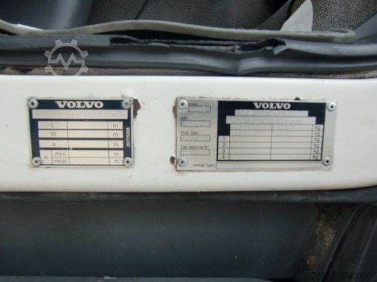 Kølebil VOLVO FL 280 KüHLKOFFER, AUTOMATIK, E6, MIT LBW, THERMO KING