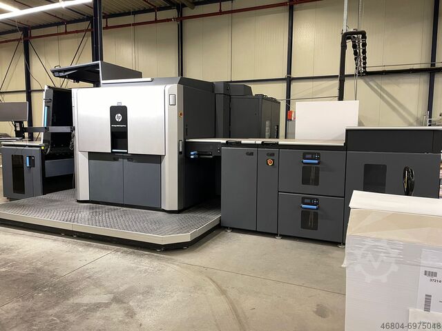 HP Indigo 10000 digital printing machine 