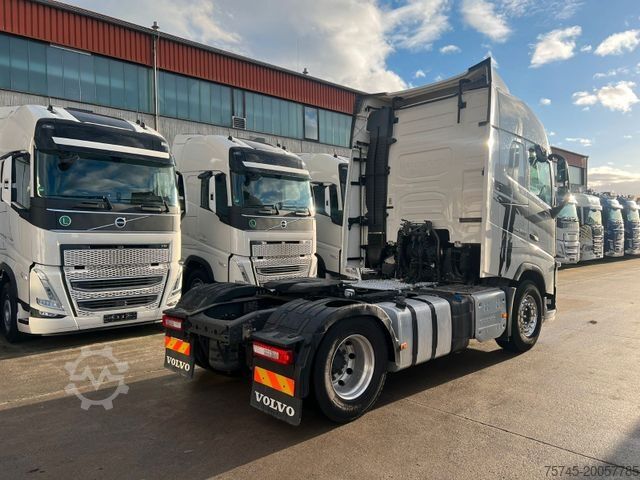 Trattore stradale standard VOLVO FH 500 * GLOBETROTTER * 2x TANK *