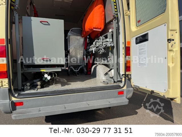 Ugunsdzēsēju automašīna MERCEDES-BENZ Sprinter313CDI KTW 4Tragen +Tragestuhl 36tkm