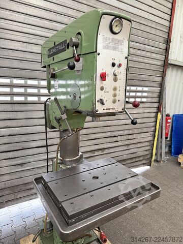 مثقاب عمودي Alzmetall AB4-SV