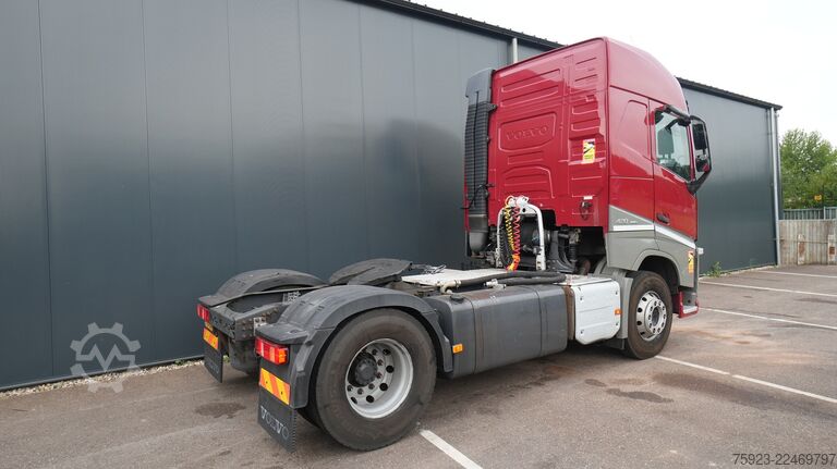 สารอันตราย Volvo FH 420 ADR tractor unit